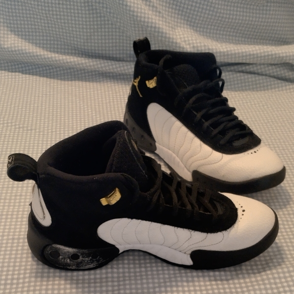 Jordan 6.5y black white gold jumpman - Picture 5 of 9